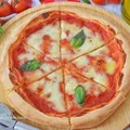 Pizza margherita