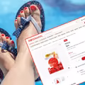 Ten kosmetyk z Rossmanna za 2 zł to letni ulubieniec kobiet! Na plaży wystawisz stopy bez skrępowania