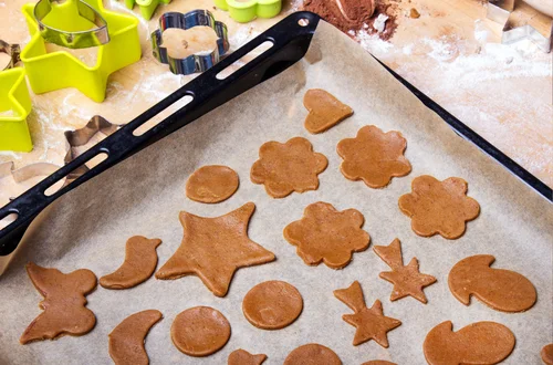 Dlaczego pierniczki powinno się dekorować dopiero po kilku dniach?