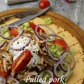 Pulled pork, długo pieczona wieprzowina