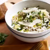 risotto z bobem, cukinią, cytryną i miętą