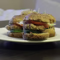 Mini burgery z mąki pełnoziarnistej- FIT