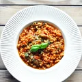 Pęczotto z pomidorami i pesto