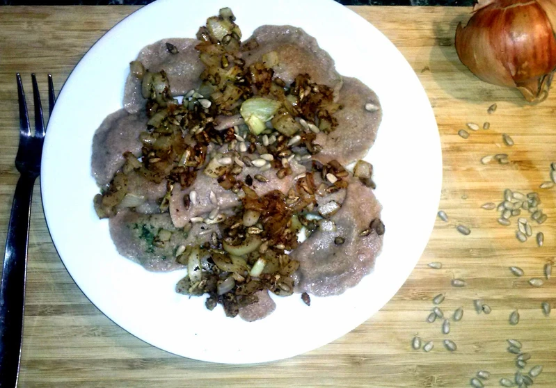 Dietetyczne pierogi ze szpinakiem