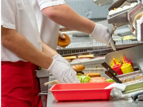 Zamów jedzenie zanim zgłodniejesz - Zapłacisz mniej! Nadchodzą zmiany w fast foodach!