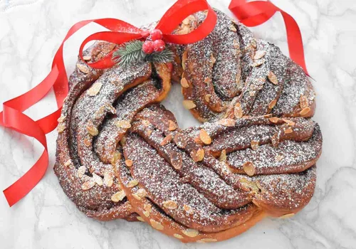 Świąteczny wieniec piernikowy