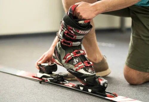 Czy już wiesz jak dobrać buty narciarskie ?