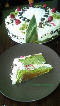 Zielony fit tort bezglutenowy