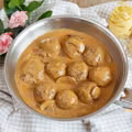 Klopsiki z jelenia w sosie pieczarkowym z brandy