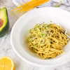 Makaron z pesto z awokado