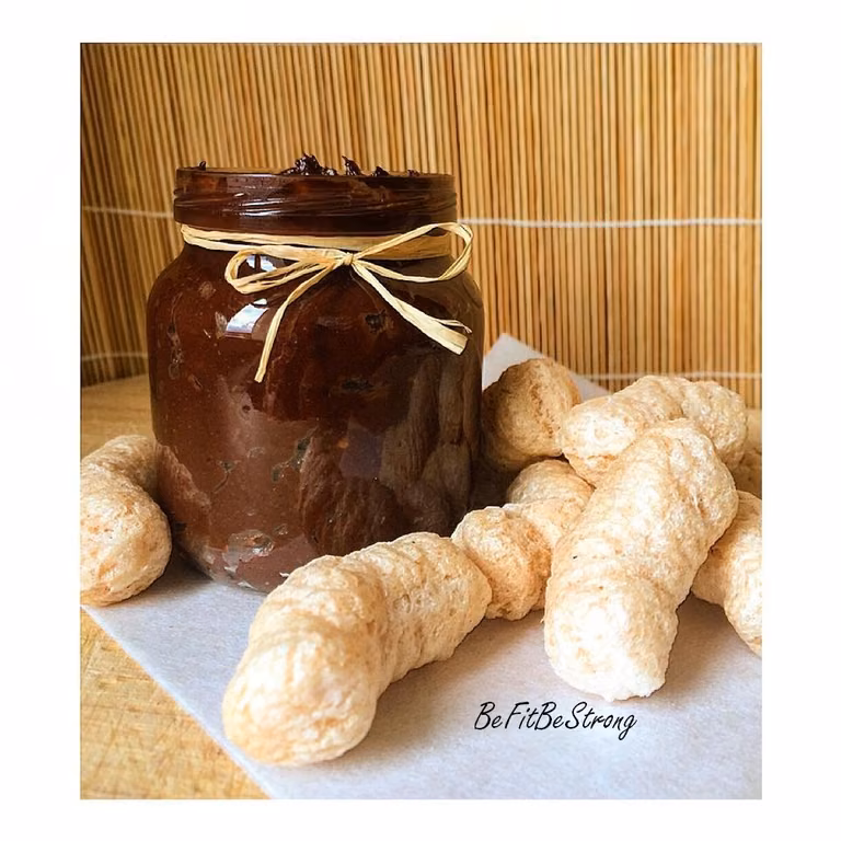 Domowa a'la Nutella z awokado