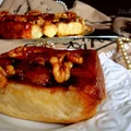 Sticky buns, czyli cynamonowe bułeczki z jabłkiem w karmelowej glazurze