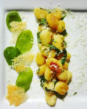 Gnocchi ze szpinakiem i parmezanem