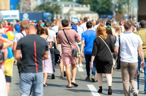 2520 złotych miesięcznie już w maju 2025 roku! Nowe świadczenie z podpisem prezydenta