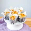 MUFFINKI DYNIOWE Z ORZECHOWĄ KRUSZONKĄ