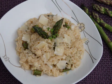 Risotto z zielonymi szparagami