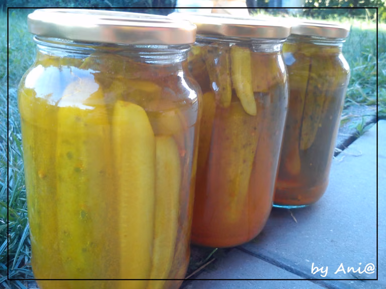 Ogórki w zalewie curry