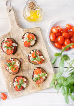 Mini pizze z bakłażanu