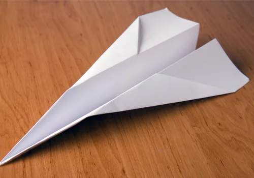 Dzień Samolotów z Papieru: Historia, Techniki i Konkursy