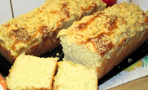 Mięciutkie ciasto drożdżowe jabłkami i kruszonką, pyszne, łatwe +FILM