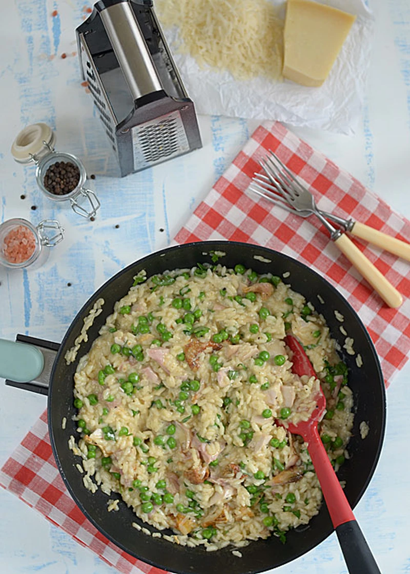 Risotto z groszkiem i kurczakiem - pyszne, proste i szybkie!
