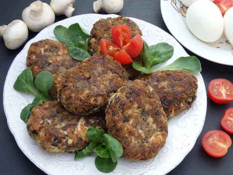 Kotleciki pieczarkowo-jajeczne