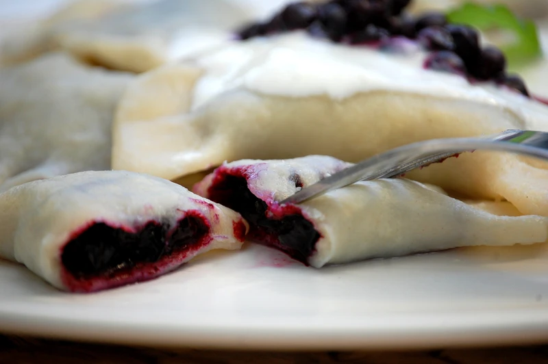 NAJLEPSZE PIEROGI Z JAGODAMI