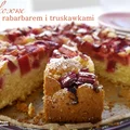 szybkie ucierane ciasto z rabarbarem i truskawkami