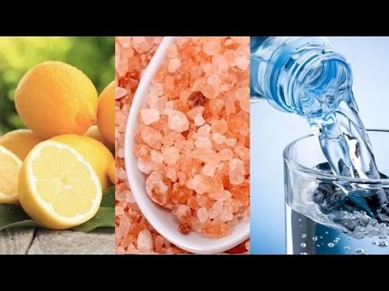 Jak przygotować wodę alkaliczną, która zapobiega powstawaniu wielu chorób?