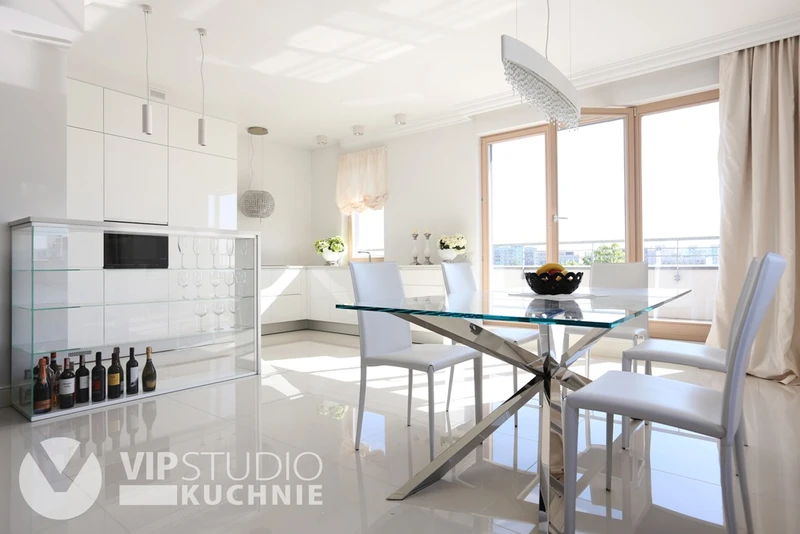 Nowoczesna biała kuchnia ze Szczecina
