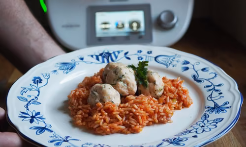 Pulpeciki rybne z ryżem porowo-pomidorowym (Thermomix)