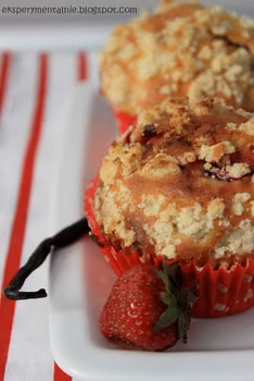 Muffinki z truskawkami i wanilią