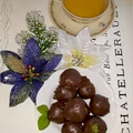Korzenne kuleczki w mlecznej czekoladzie