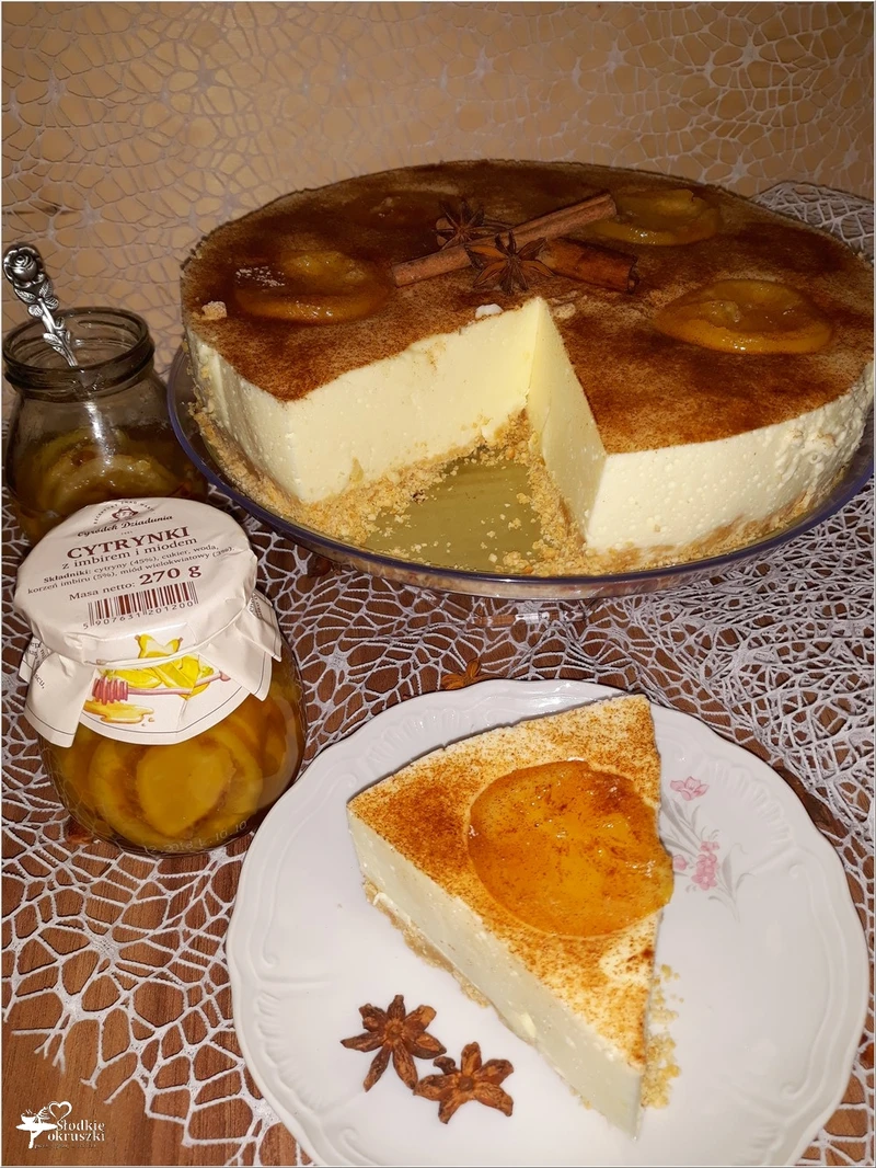 Delikatny pomarańczowo cytrynowy sernik