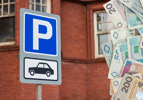 Koniec darmowego parkowania w weekendy? Sprawdź, co uchwalił Sejm!