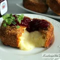 Panierowany Camembert z żurawiną