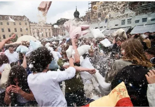 Bitwa na poduszki w Krakowie