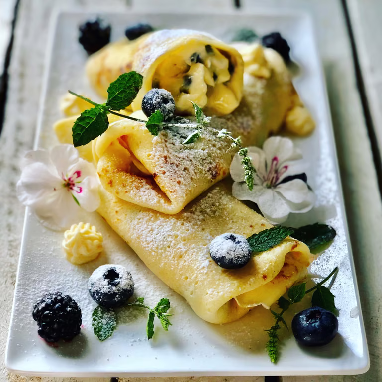 Crepes - francuskie naleśniki z mascarpone i borówkami