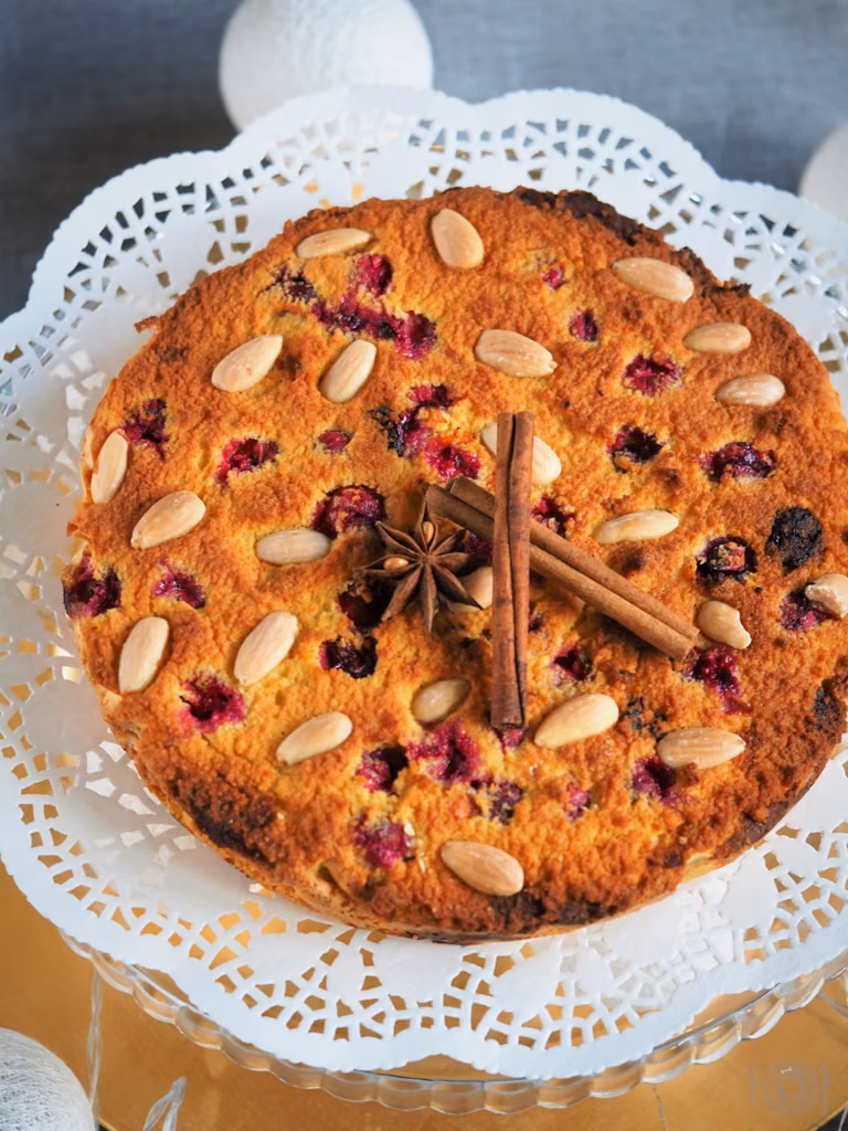 Keto ciasto z marcepanem i żurawiną (Paleo, LowCarb)