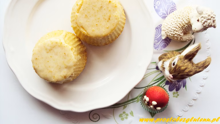 Cytrynowe babeczki wielkanocne (bez glutenu)