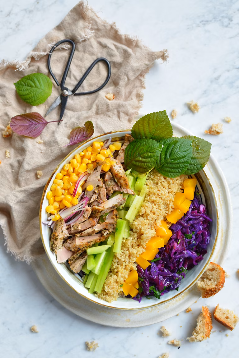 SAŁATKA Z KOMOSĄ RYŻOWĄ DO PRACY LUB LUNCH/ FIT PRZEPISY