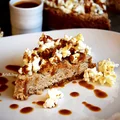 Peanut butter pie z popcornem i solonym karmelem