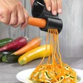 Temperówka do warzyw, czarna - Microplane