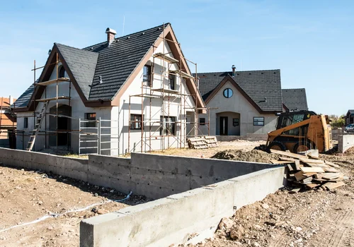 Ważne zmiany w prawie budowlanym 2025. Rząd przyjął projekt ustawy!