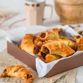 Rogaliki twarogowe z nadzieniem orzechowo-czekoladowym