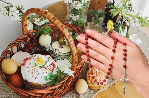 Co powiedzieć na początku śniadania wielkanocnego? A czego absolutnie NIE