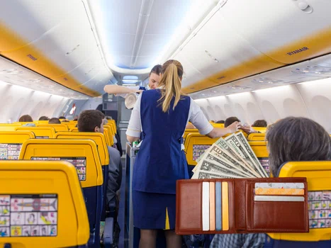 Te opłaty mogą zostać wkrótce zniesione? Ryanair w obliczu wysokich kar.