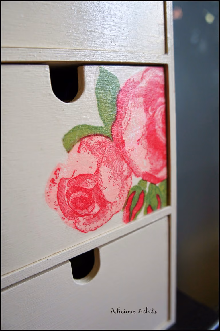 Decoupage