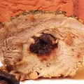 Pieczony schab ze śliwką