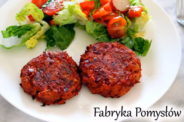 Burgery (kotlety) z kaszy jaglanej i buraka